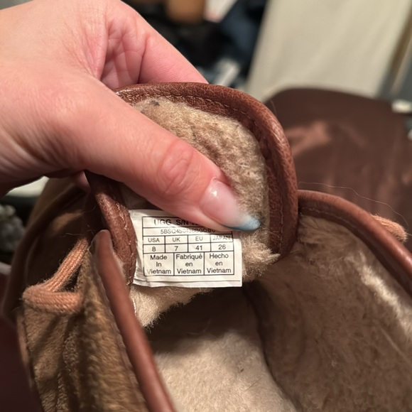 Ugg Chukka Boots - Picture 6 of 6